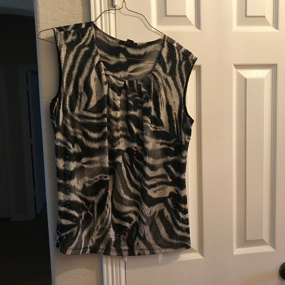 Alfani animal print sleeveless top size 0X
